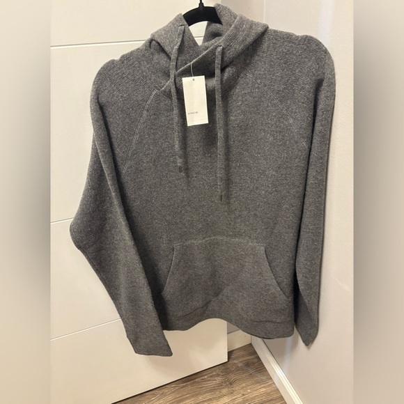 Vince Men’s Gray Wool Pullover Hoodie Size M $325 NWT - Picture 1 of 6